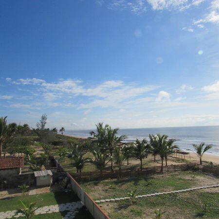Franz Beach Hotel Nova Viçosa Exteriör bild